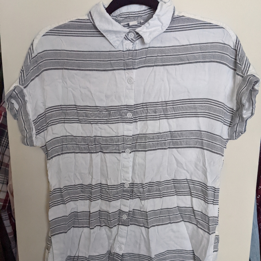 White & Grey BeachLunchLounge Oversized Striped Linen Collared Button Up Shirt